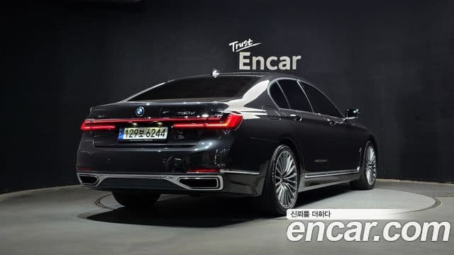 BMW 7 Series 2022 — ფოტო 4/20