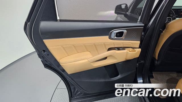 Kia Sorento 2021 — Şəkil 25/45