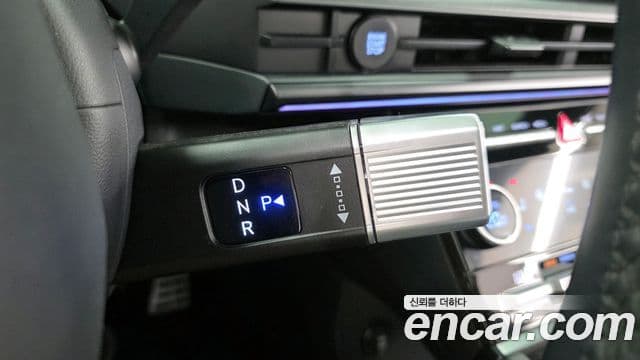 Hyundai Santa Fe 2024 — Şəkil 9/20
