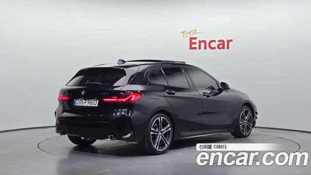 BMW 1 Series 2021 — Şəkil 2/20