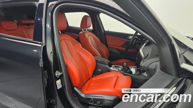BMW 1 Series 2021 — Şəkil 12/20