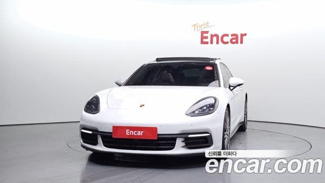 Porsche Panamera 2018 — Фото 3/20