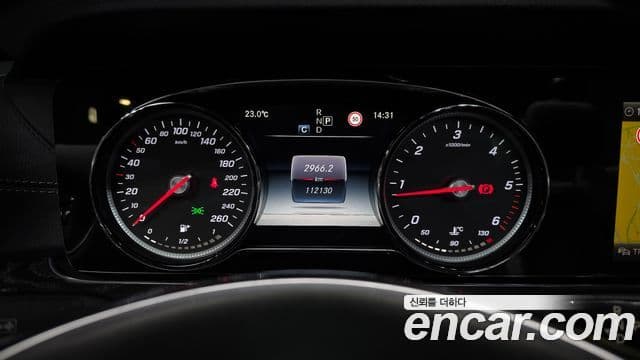 Mercedes-Benz E-Class 2018 — Фото 8/20