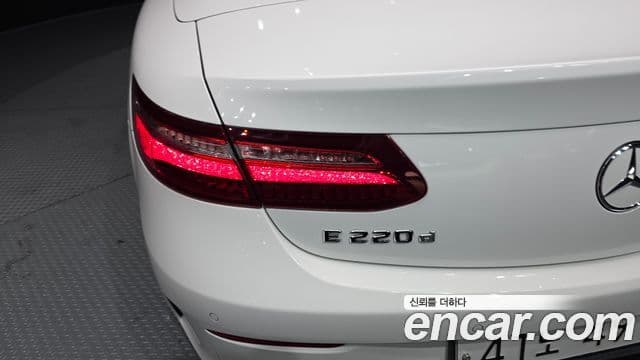 Mercedes-Benz E-Class 2018 — Şəkil 3/33