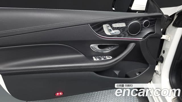 Mercedes-Benz E-Class 2018 — Şəkil 6/33