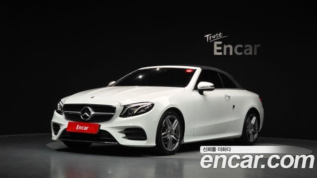 Mercedes-Benz E-Class 2018 — Şəkil 19/33