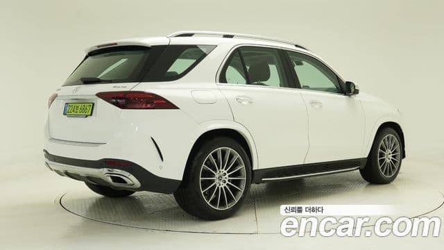 Mercedes-Benz GLE-Class 2025 — Şəkil 2/18