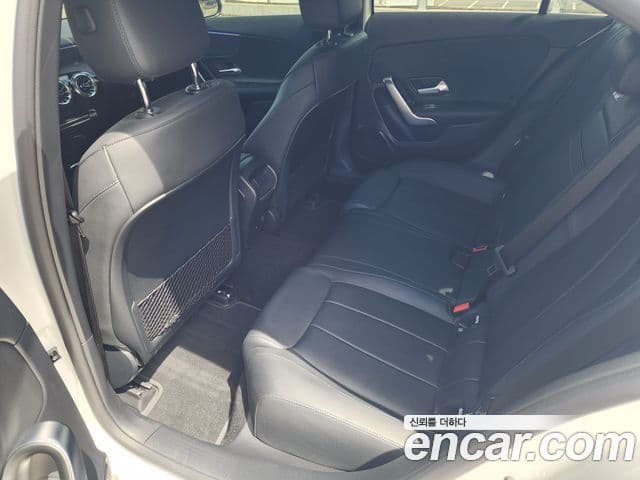 Mercedes-Benz A-Class 2023 — ფოტო 9/20