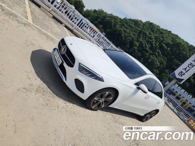 Mercedes-Benz A-Class 2023 — ფოტო 18/20