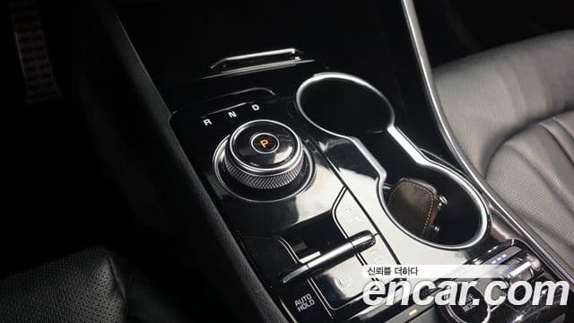 Kia K5 2020 — ფოტო 9/20