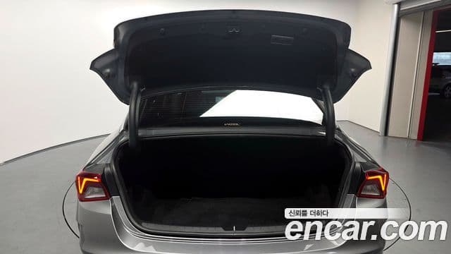 Kia K5 2020 — ფოტო 20/20