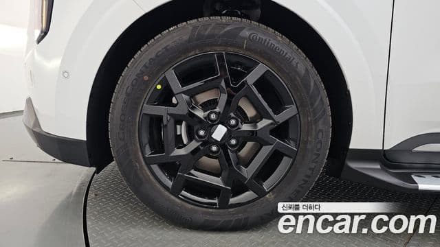 Kia Carnival 2025 — фото 5 из 20