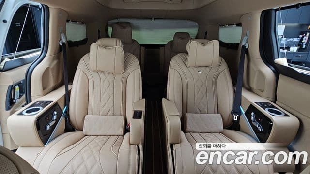 Kia Carnival 2025 — ფოტო 13/20
