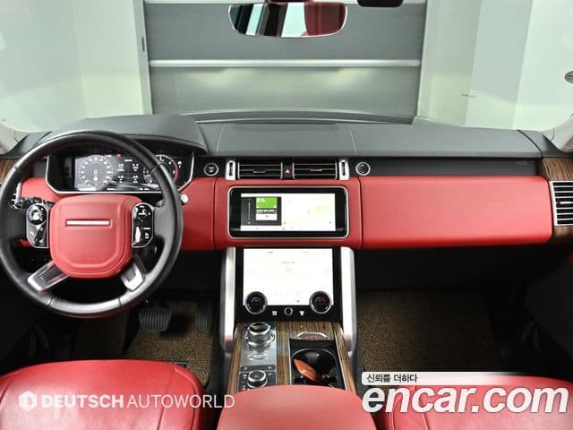Land Rover Range Rover 2021 — Photo 16/20
