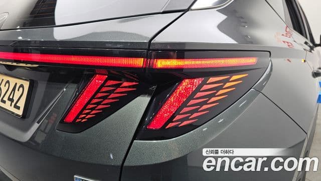Hyundai Tucson Hybrid 2021 — Şəkil 23/28