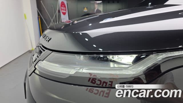 Land Rover Range Rover Evoque 2025 — Şəkil 17/20