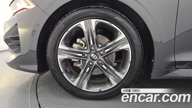 Kia K5 2021 — фото 5 из 20