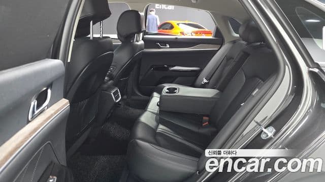 Kia K5 2021 — фото 12 из 20