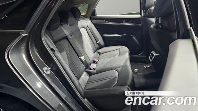 Kia K5 2024 — фото 12 из 20