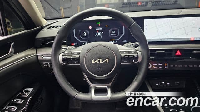Kia K5 2024 — Şəkil 13/20