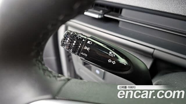 Hyundai Staria 2025 — фото 17 из 20