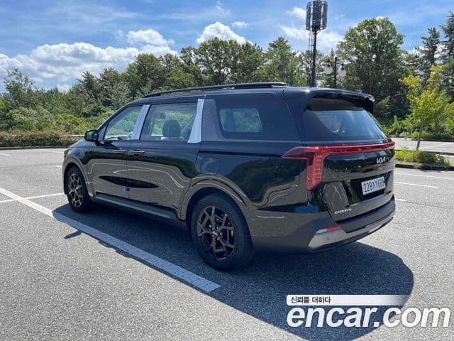 Kia Carnival 2024 — Фото 3/20