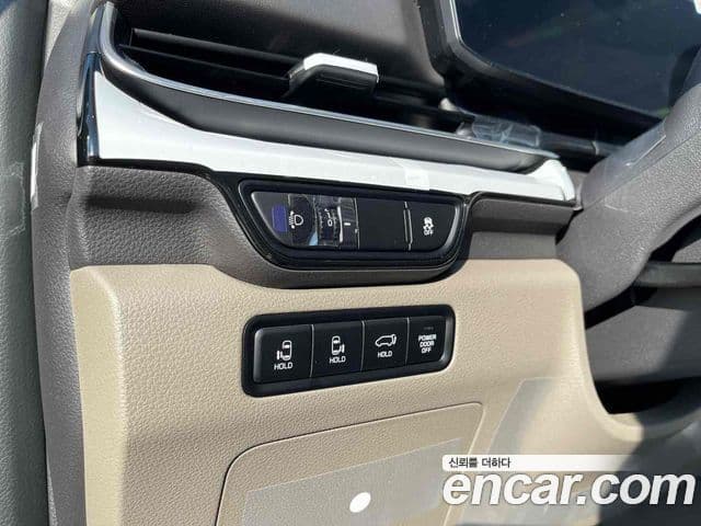 Kia Carnival 2024 — Фото 11/20