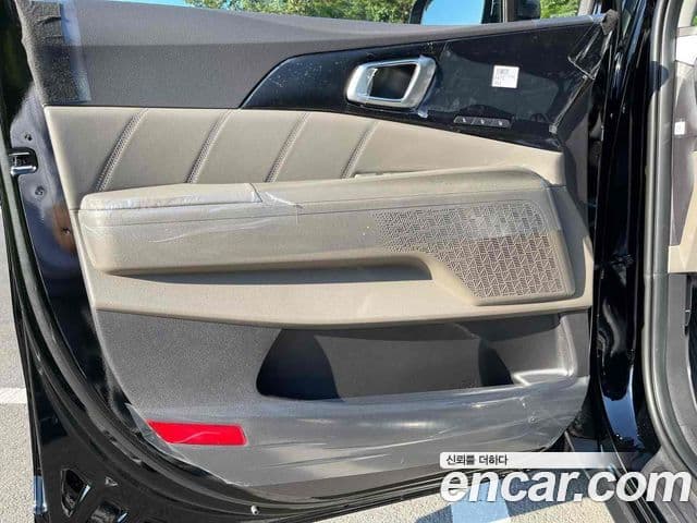 Kia Carnival 2024 — Фото 12/20
