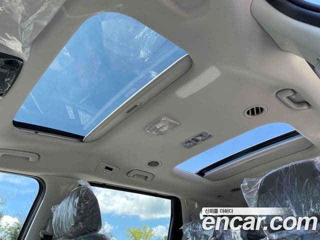 Kia Carnival 2024 — Фото 15/20