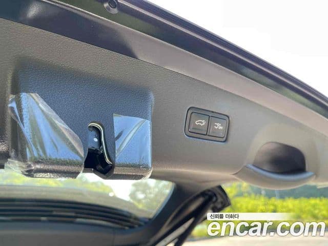 Kia Carnival 2024 — Фото 19/20