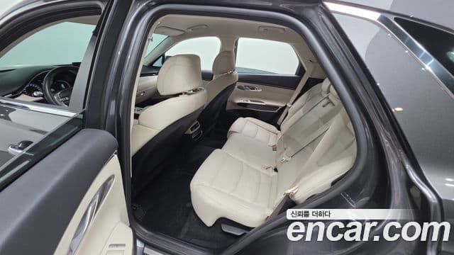 Genesis GV70 2021 — Şəkil 5/37