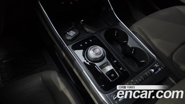 Kia Carnival 2024 — ფოტო 9/20