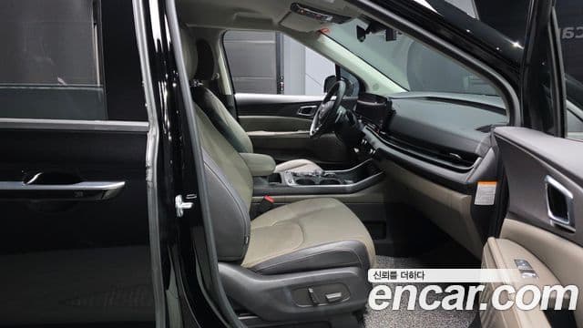 Kia Carnival 2024 — ფოტო 11/20