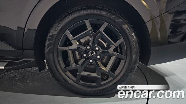 Kia Carnival 2024 — Photo 4/36