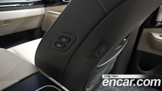 Kia Carnival 2024 — Photo 21/36