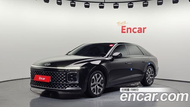 Hyundai Grandeur 2023 — Фото 1/20