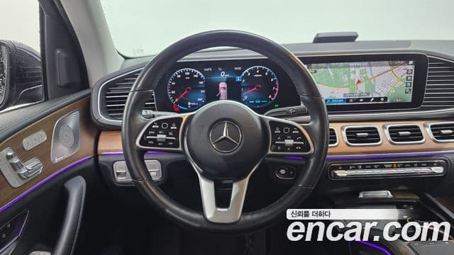 Mercedes-Benz GLE-Class 2019 — Şəkil 13/20