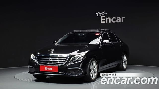 Mercedes-Benz E-Class 2019 — Şəkil 1/20