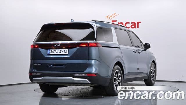 Kia Carnival 2022 — Фото 2/20