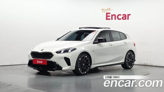 BMW 1 Series 2025 — ფოტო 1/20