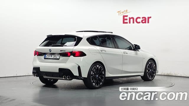 BMW 1 Series 2025 — ფოტო 2/20