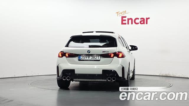 BMW 1 Series 2025 — ფოტო 4/20