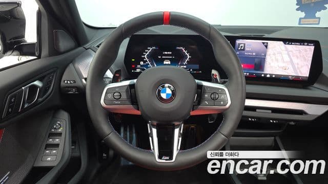 BMW 1 Series 2025 — ფოტო 13/20