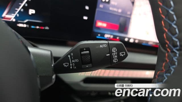 BMW 1 Series 2025 — Photo 22/36