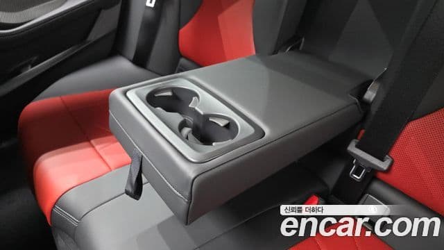 BMW 1 Series 2025 — Photo 12/36