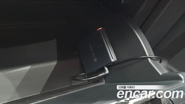 BMW 1 Series 2025 — Photo 23/36