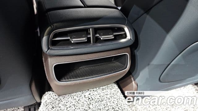 Genesis G80 2022 — ფოტო 27/32