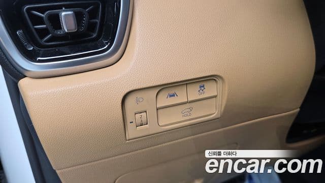 Kia Sorento 2022 — Şəkil 18/20