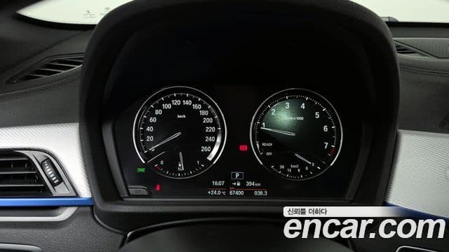 BMW X1 2019 — Şəkil 8/20