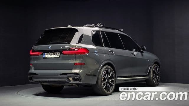 BMW X7 2022 — ფოტო 2/20